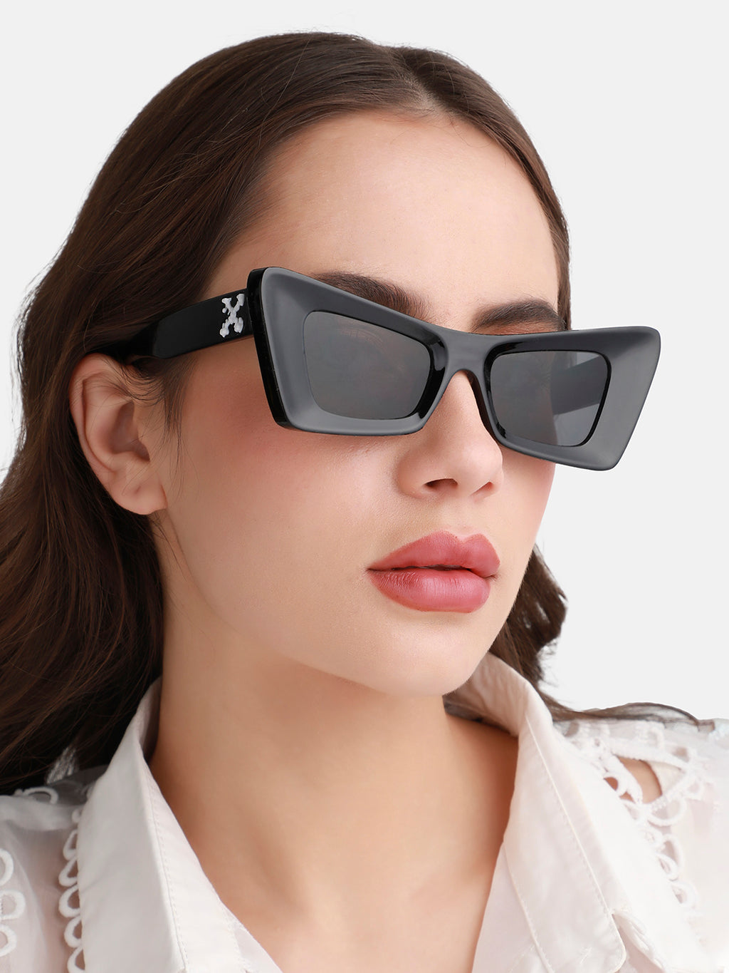 Solid Cateye Sunglasses - Black