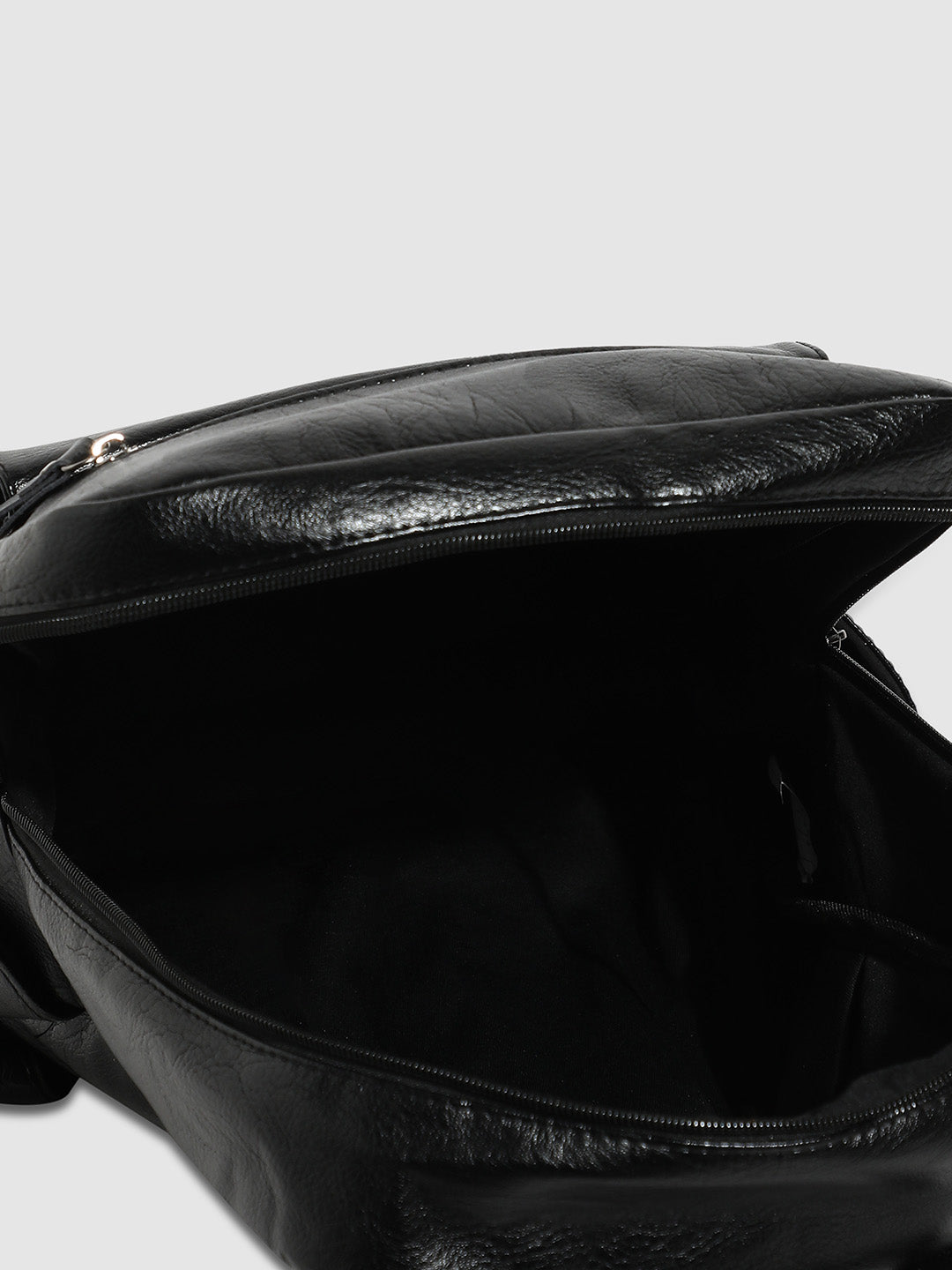 The Expedition Backpack - Black