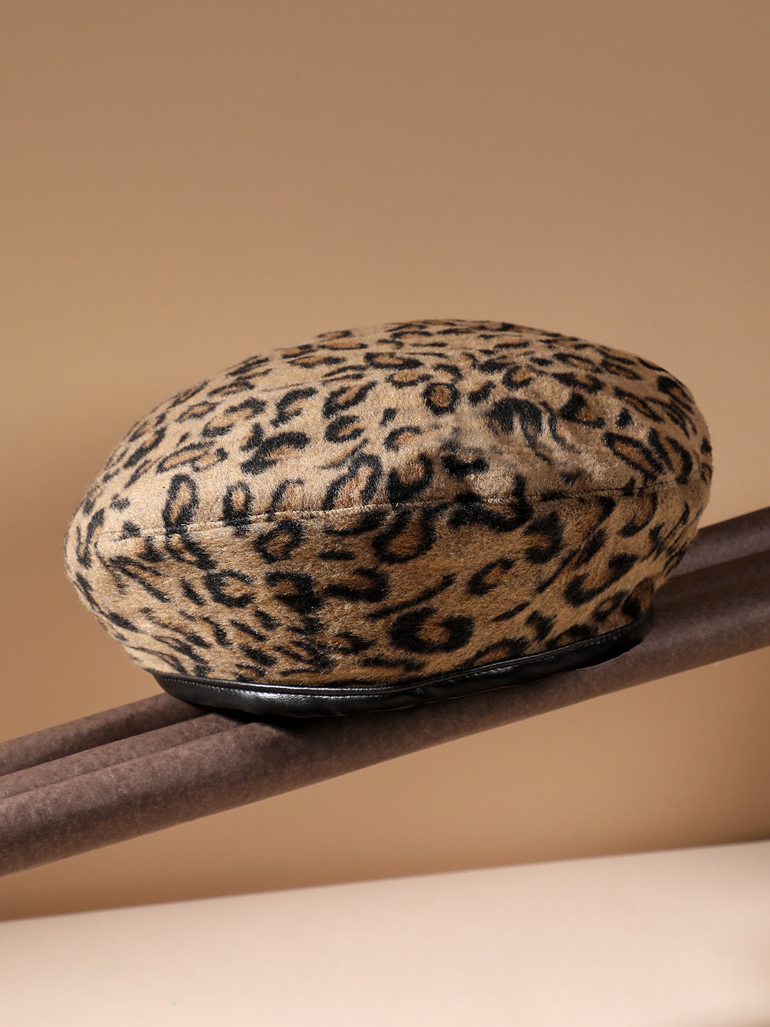 Leopard Print Beret Hat - Beige