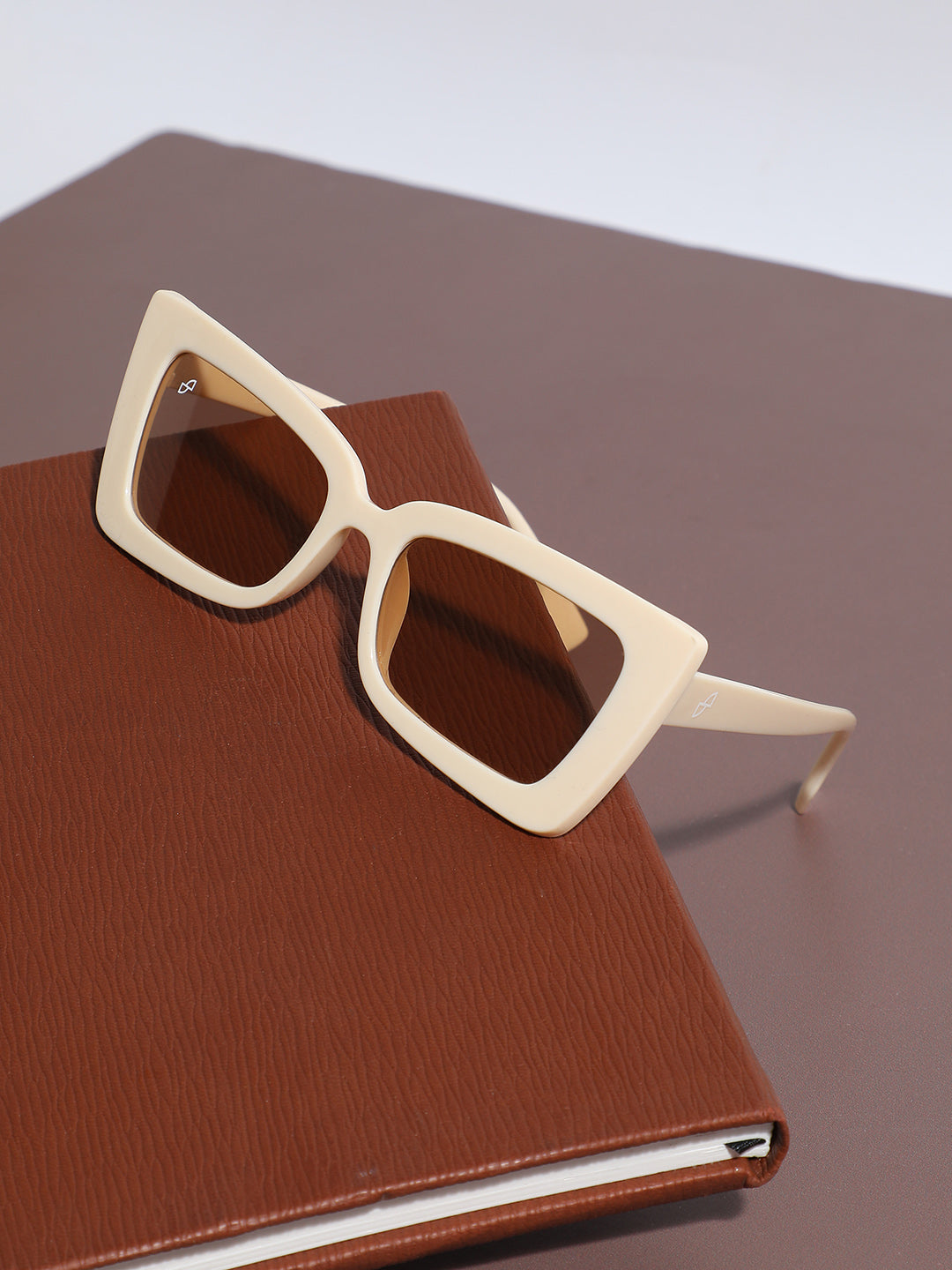 Full Rim Butterfly Sunglass