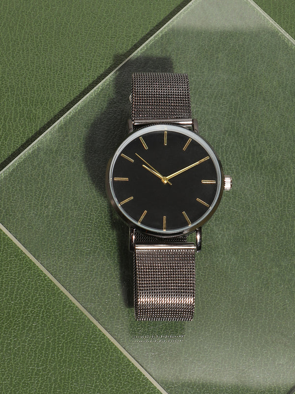Round Black Analogue Watch