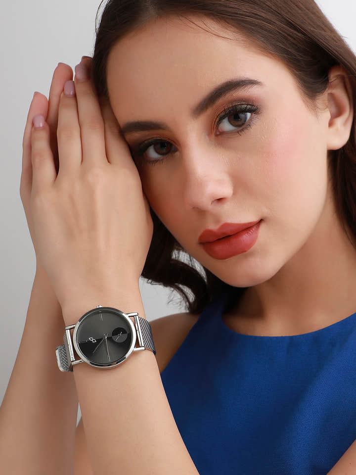 Solid Round Watch - Silver