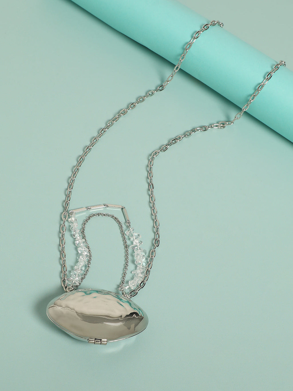 Metallic Magic: Enhancing Style With A Bodychain & Mini Purse