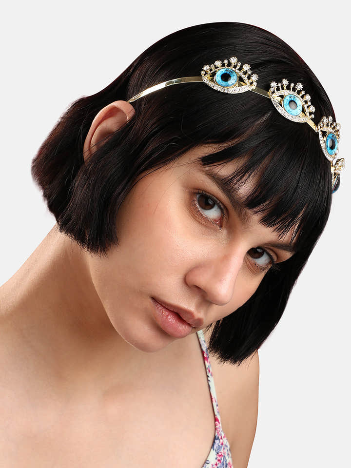 Jeweled Crown: The Glamorous Embellished Hairband