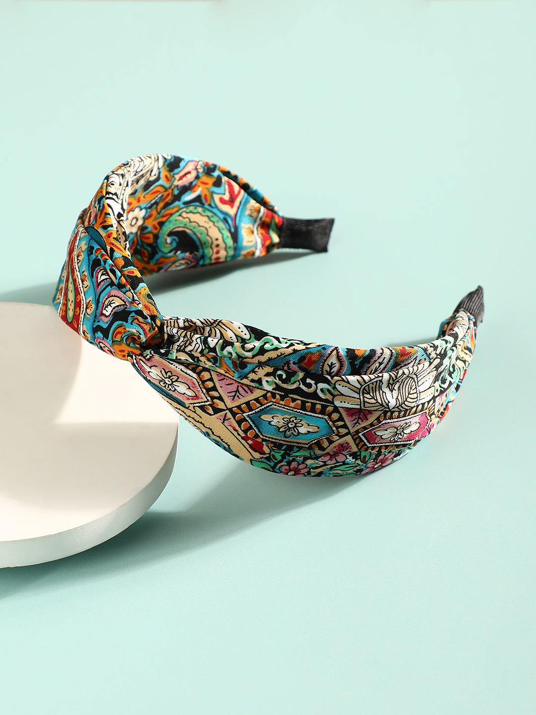 Dazzling Delight: The Statement Embellished Hairband