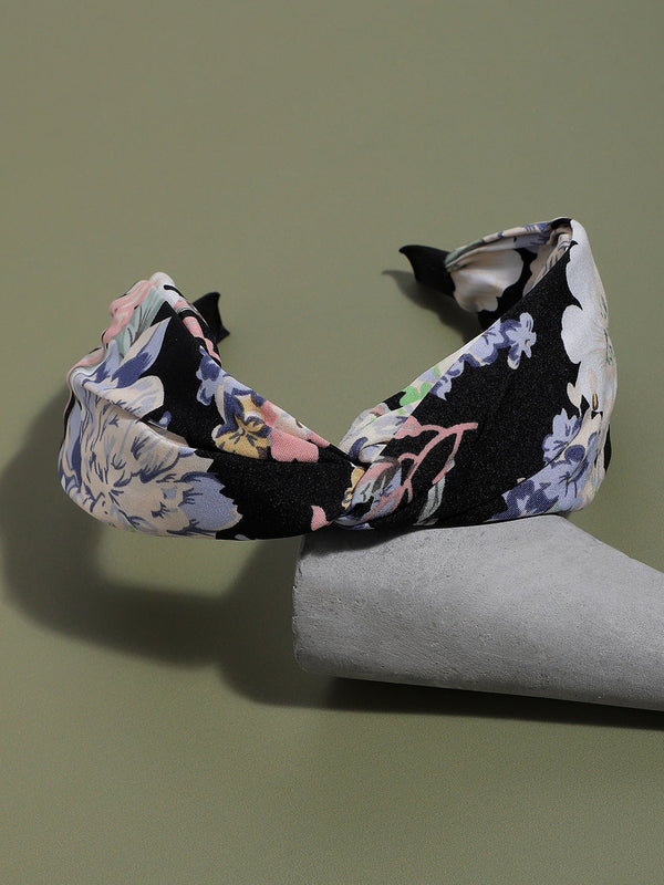 Wrapped In Style: The Chic Fabric Hairband
