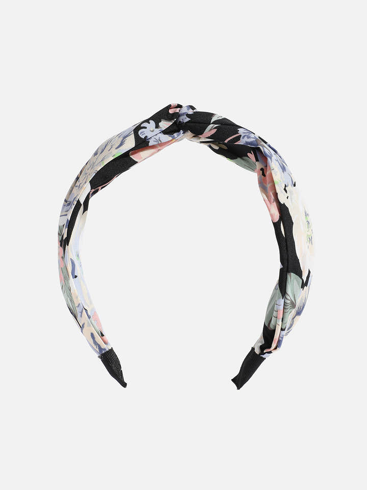 Wrapped In Style: The Chic Fabric Hairband