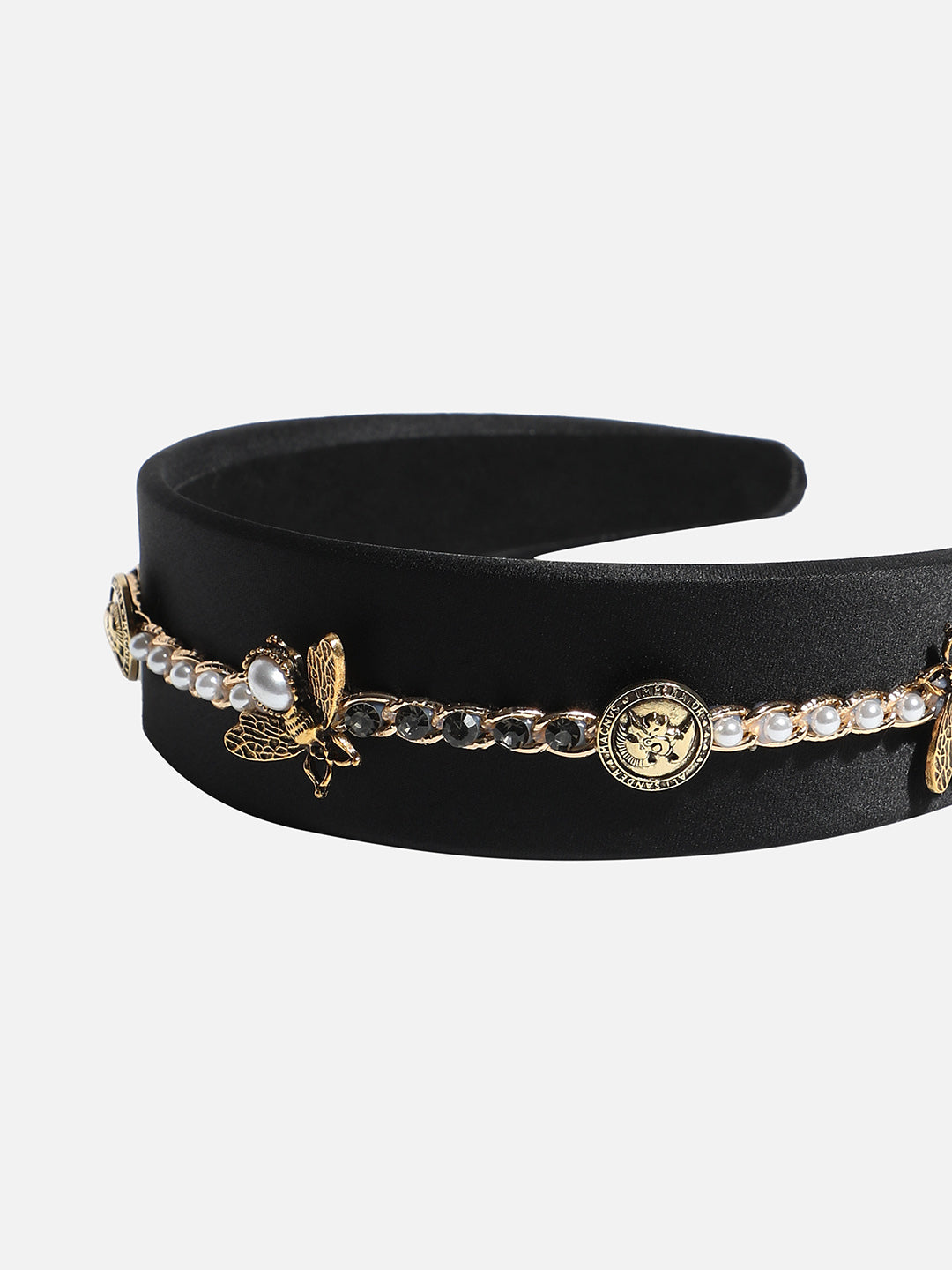 Fashionably Adorned: The Embellished Hairband Statement