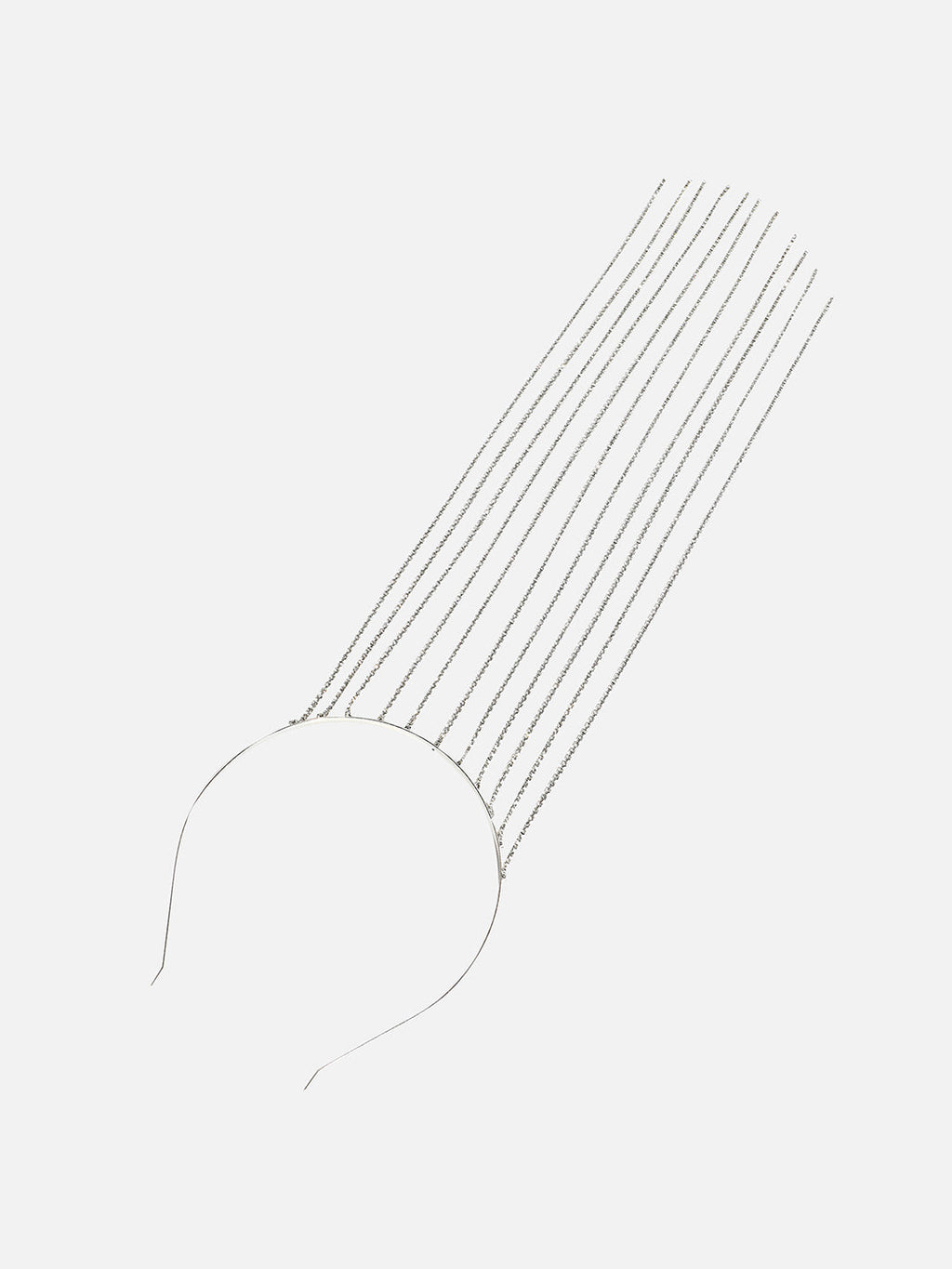 Regal Sparkle: Embracing Royalty With An Embellished Hairband