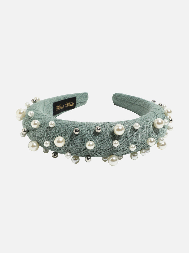 Jeweled Crown: The Embellished Hairband