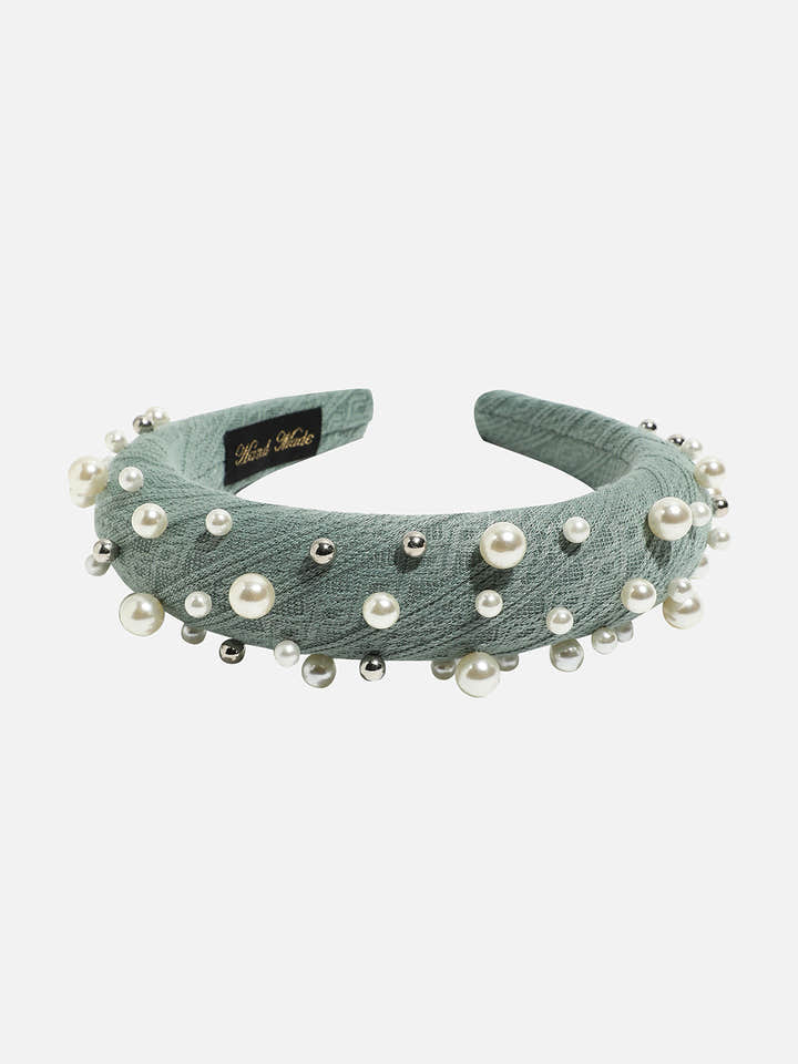 Jeweled Crown: The Embellished Hairband