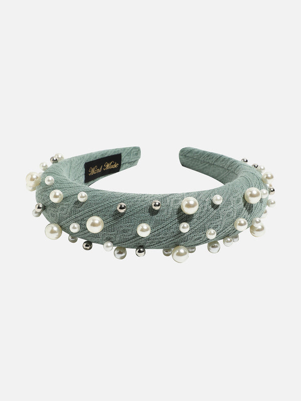 Jeweled Crown: The Embellished Hairband