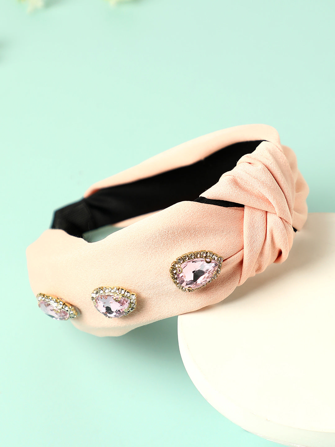 Sparkling Tresses: The Statement Embellished Hairband