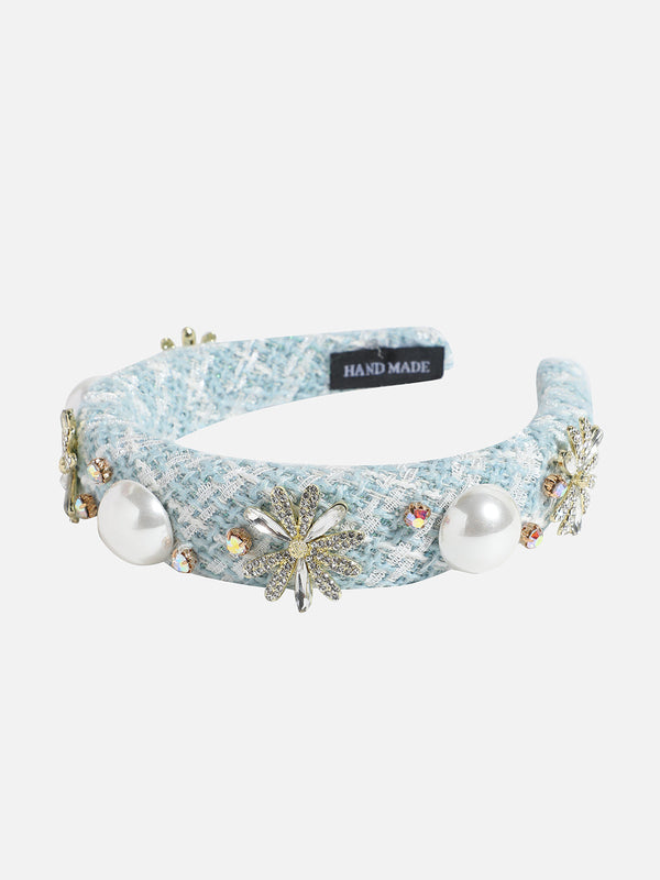 Dazzling Delight: Elevating Style With An Embellished Hairband