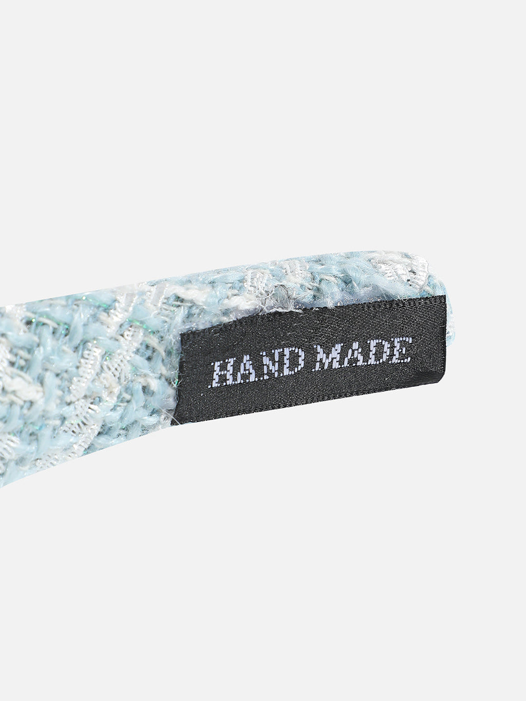 Dazzling Delight: Elevating Style With An Embellished Hairband
