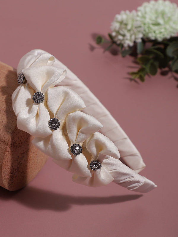 Bedazzled Elegance: Enhancing Hair With An Embellished Hairband