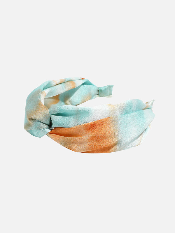 Fabric Finesse: The Chic Hairband For Everyday Style