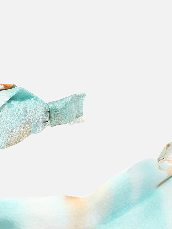 Fabric Finesse: The Chic Hairband For Everyday Style