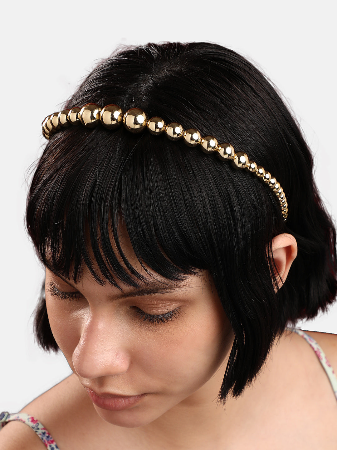 A Touch Of Glam: Elevate Your Hair With An Embellished Hairband