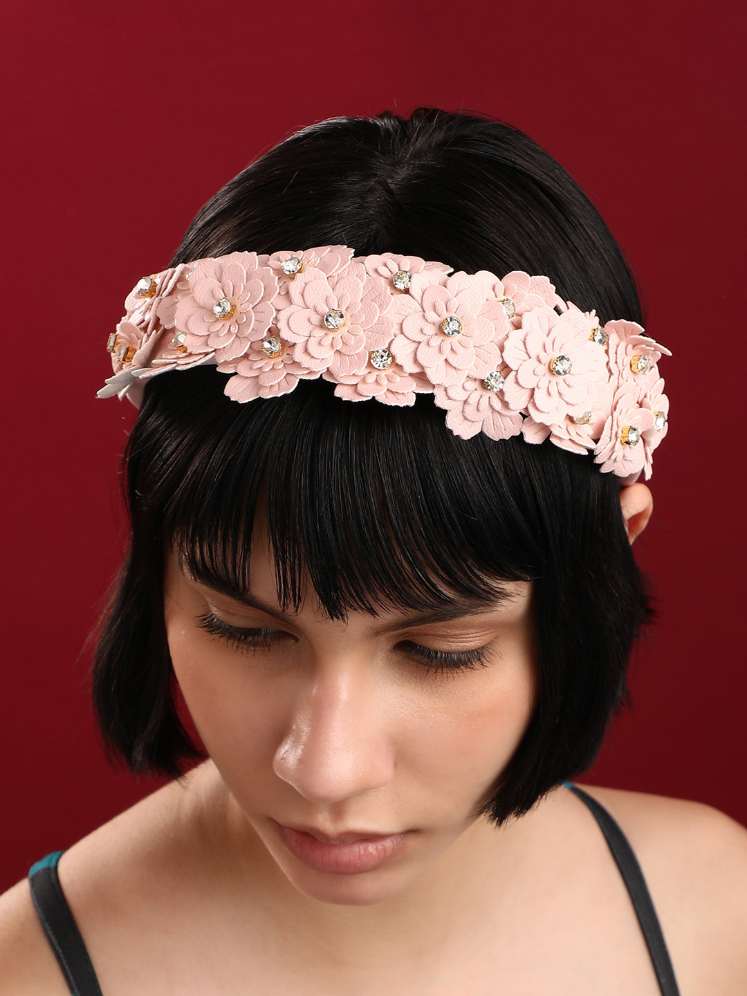 Fashionably Bedecked: The Allure Of An Embellished Hairband
