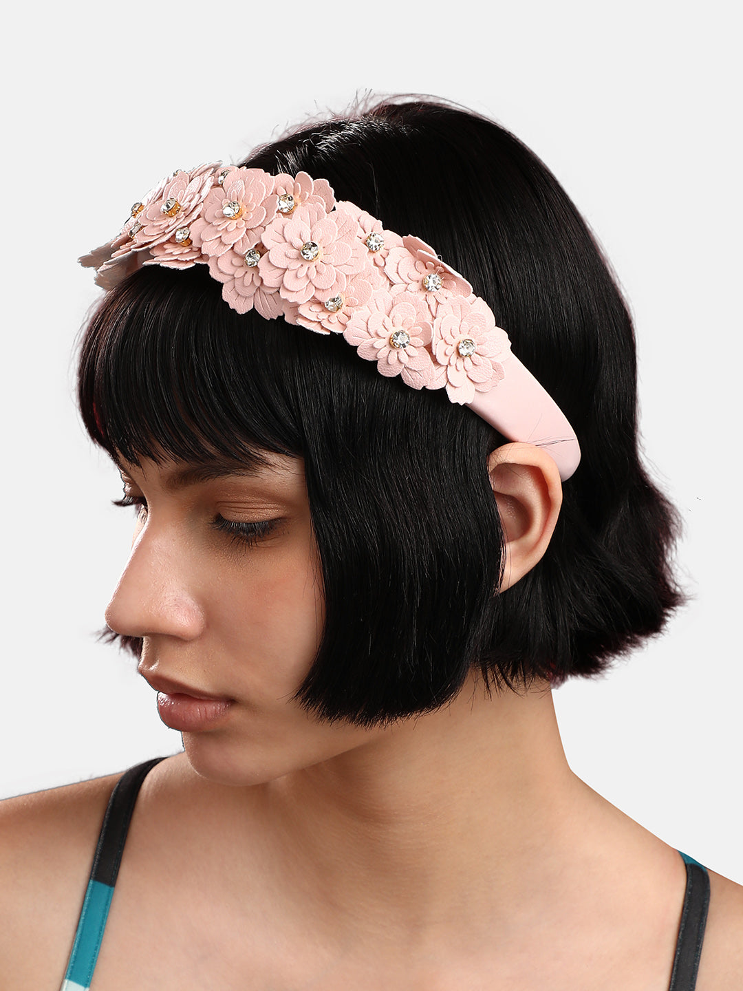 Fashionably Bedecked: The Allure Of An Embellished Hairband