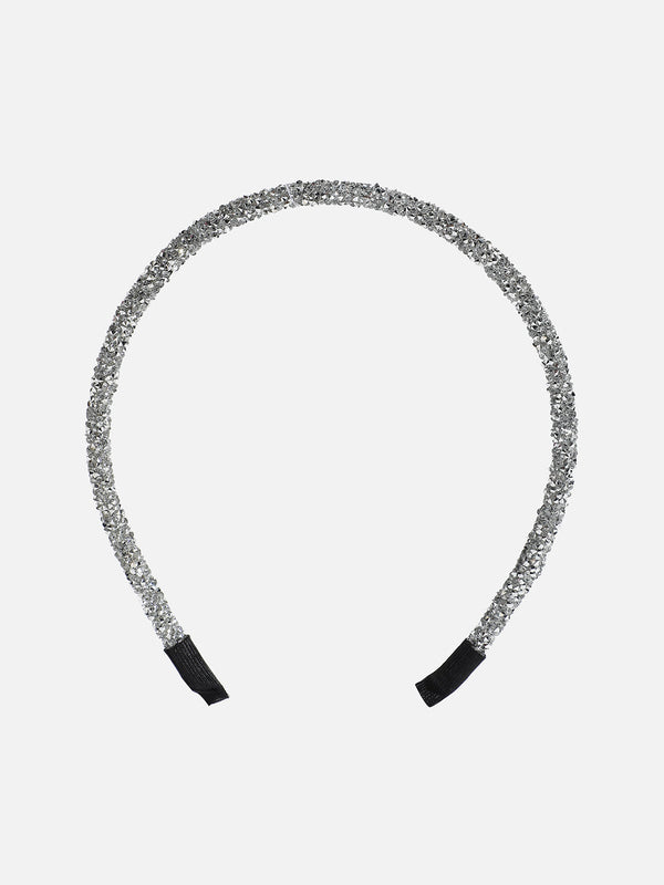Crowning Glory: The Embellished Hairband Exquisite