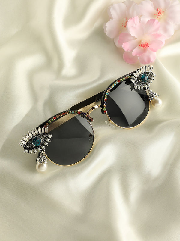 Gorgeous Glitz: Embellished Sun Shades