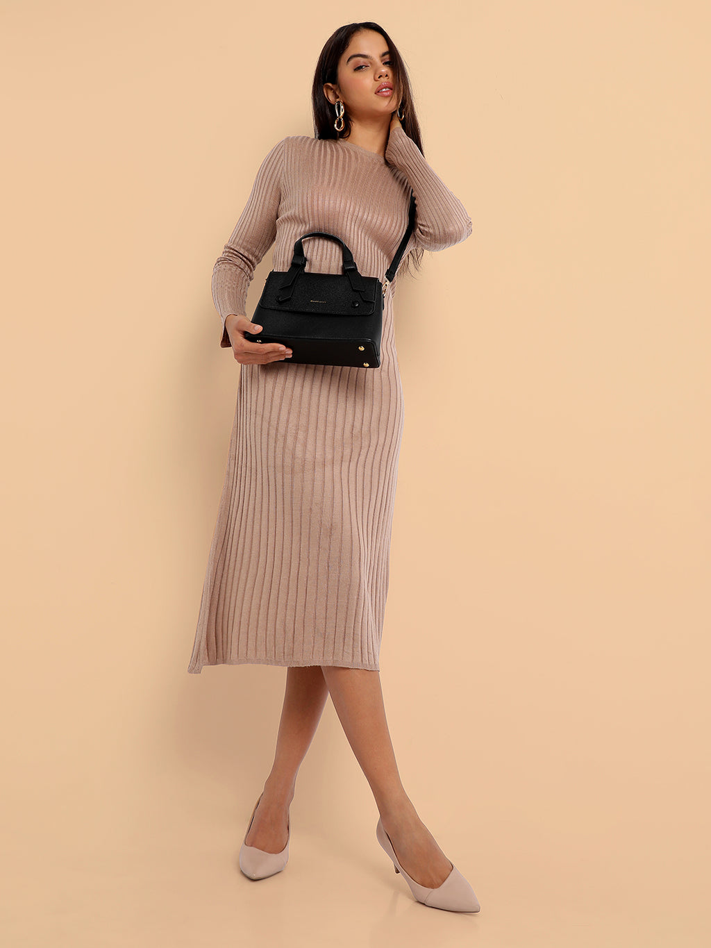 Structured Essential Handbag - Black