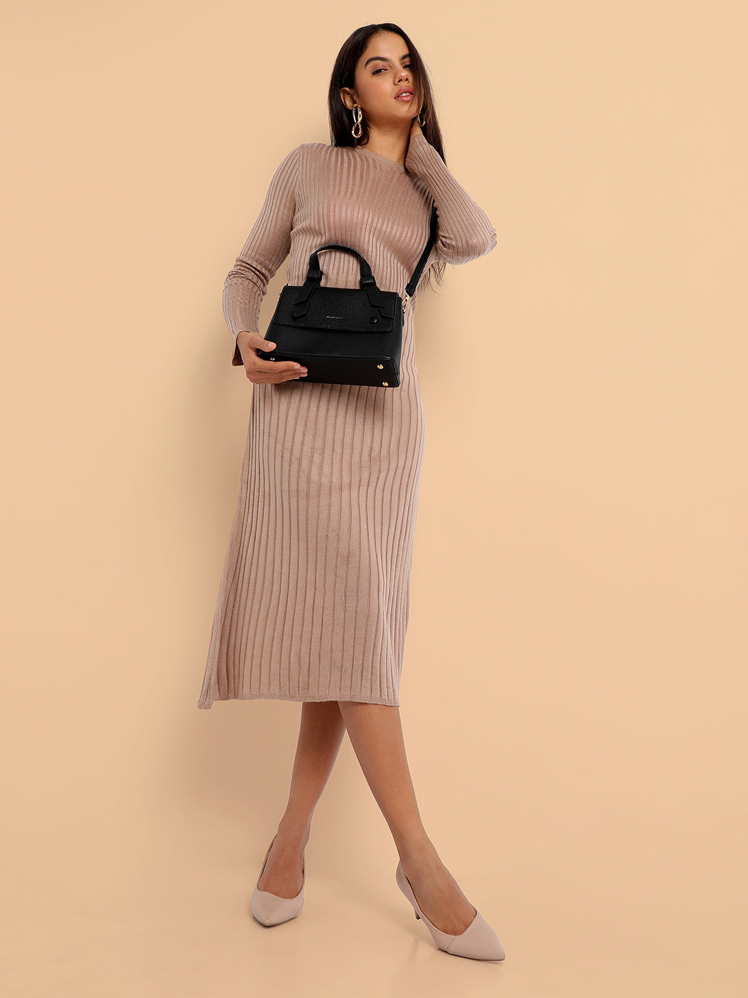 Structured Essential Handbag - Black