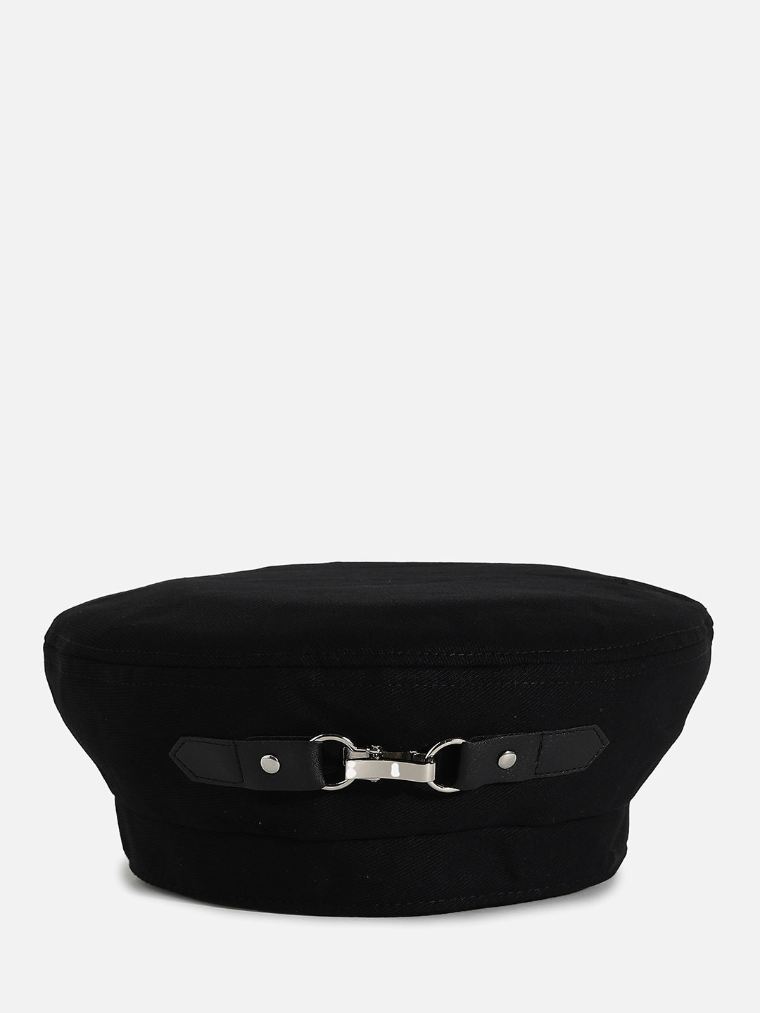 Black Solid Beret Hat With Chain Detail