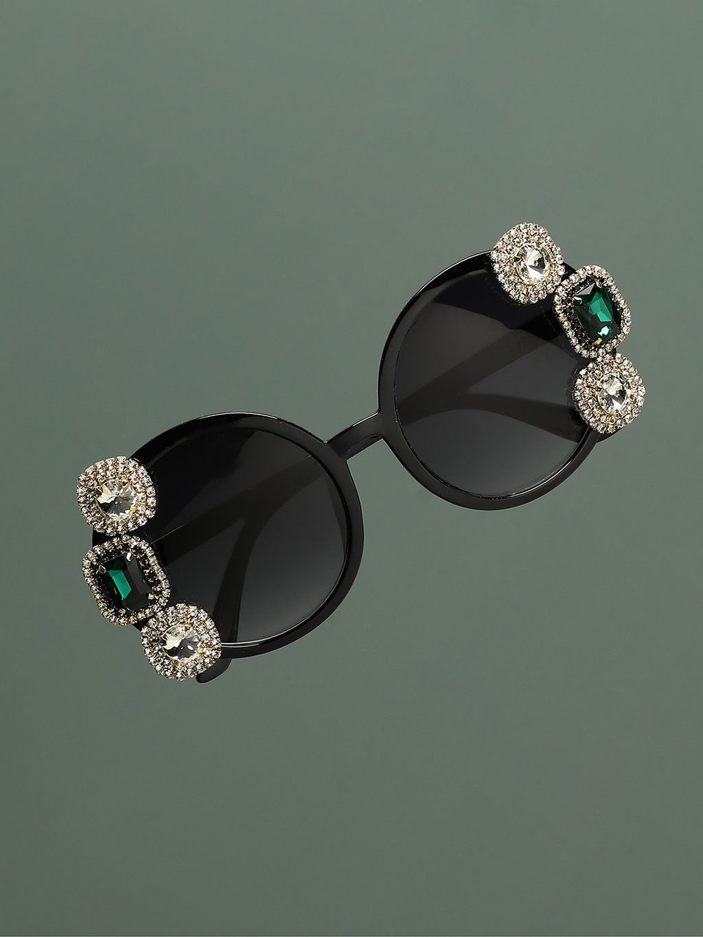 Luxury Sunnies: Elegant Embellishments