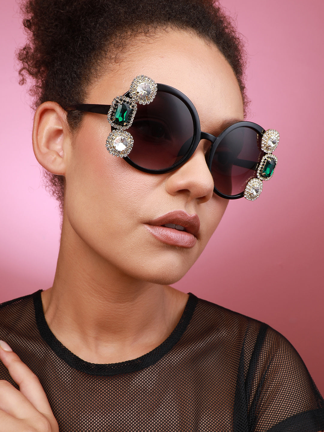 Luxury Sunnies: Elegant Embellishments