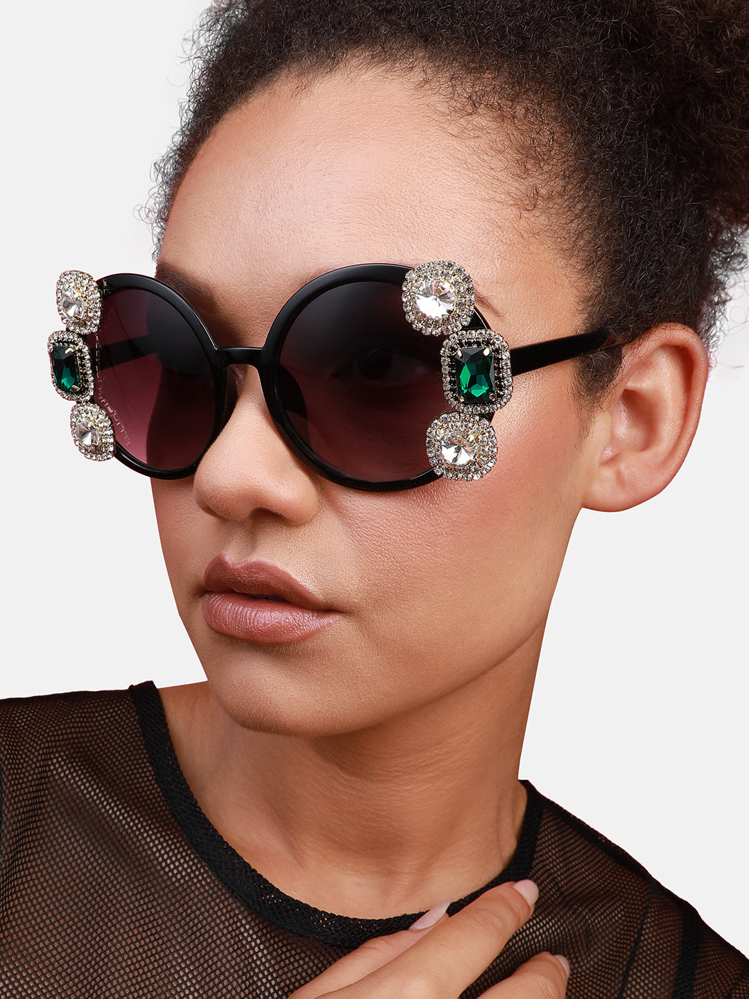 Luxury Sunnies: Elegant Embellishments
