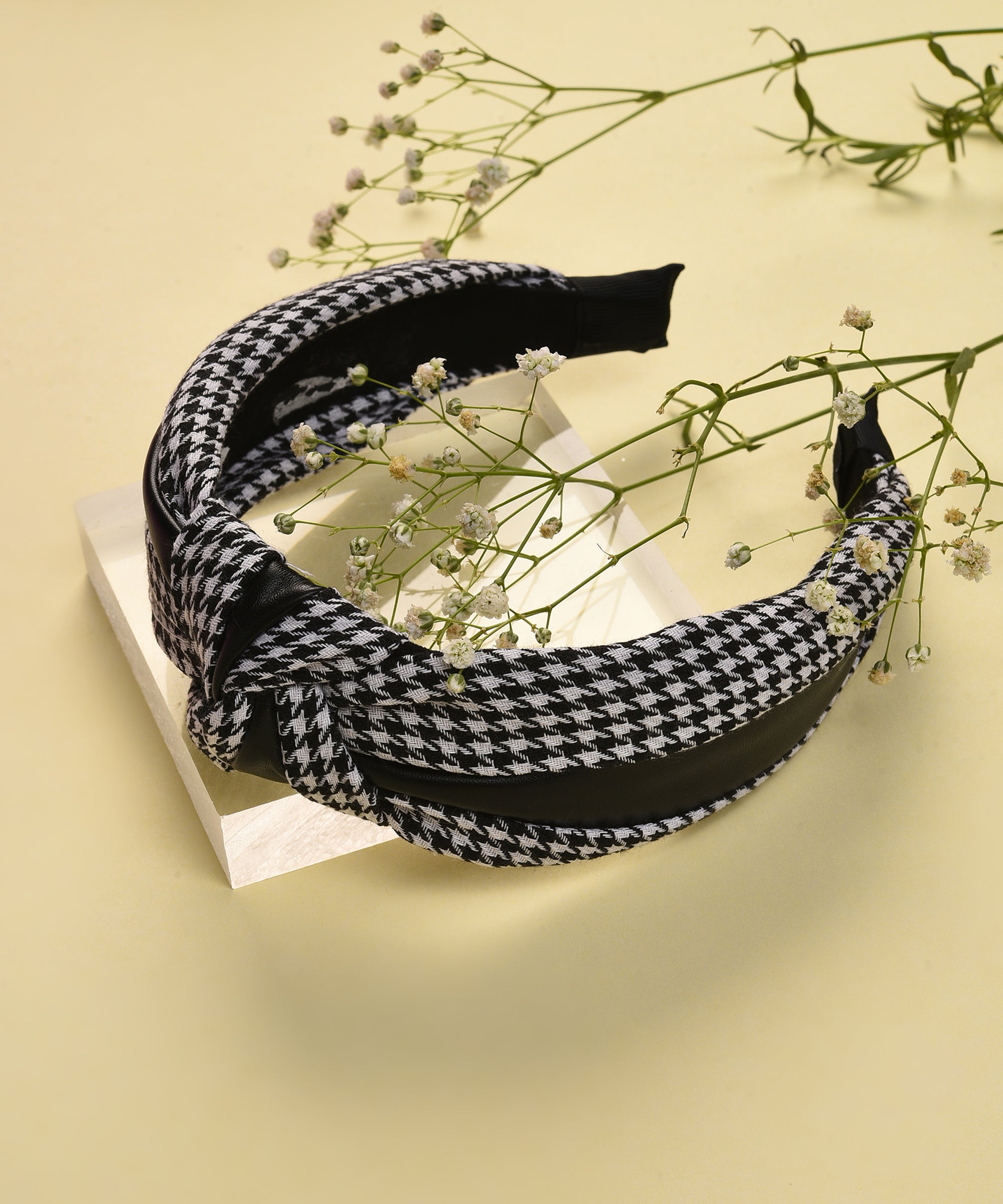 Knot Hair Band