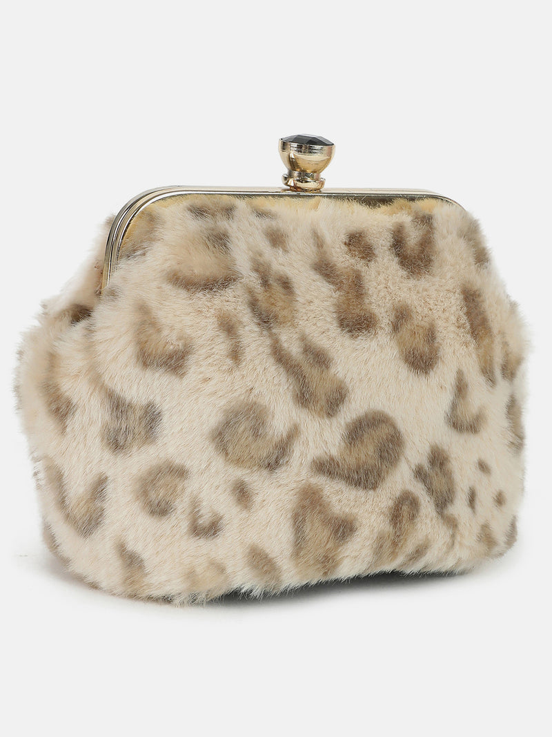 Leigh Clutch