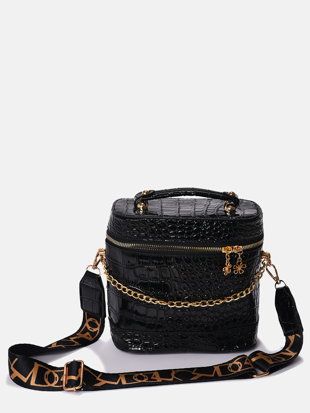 Sleek & Stylish Black Bucket Bag