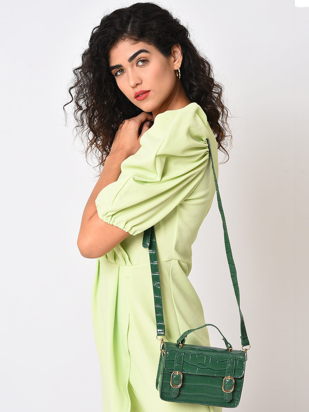 Green Colourblocked Vegan Leather Structured Hobo Bag With Quilted