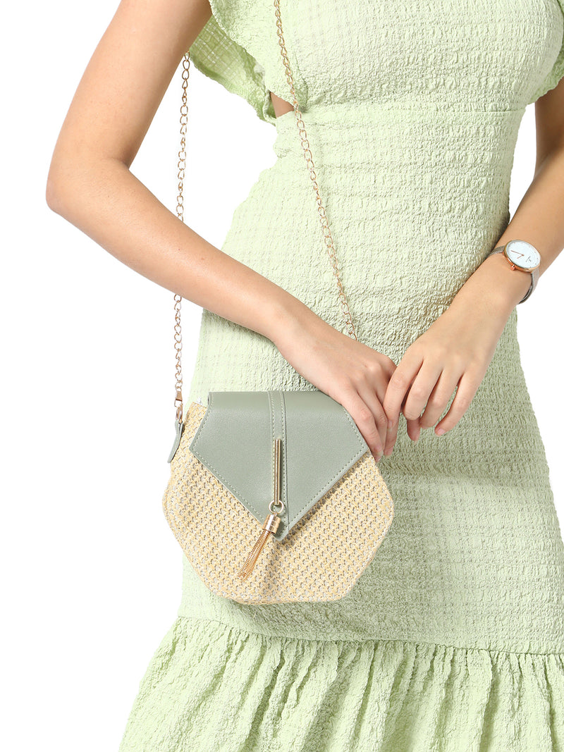 Structured Slinkg Bag With Bucket Hat & Sunglass