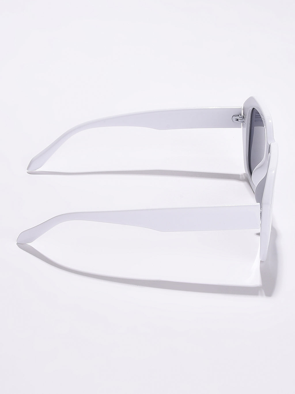 WOMEN BLACK LENS WHITE WAYFARER SUNGLASSES