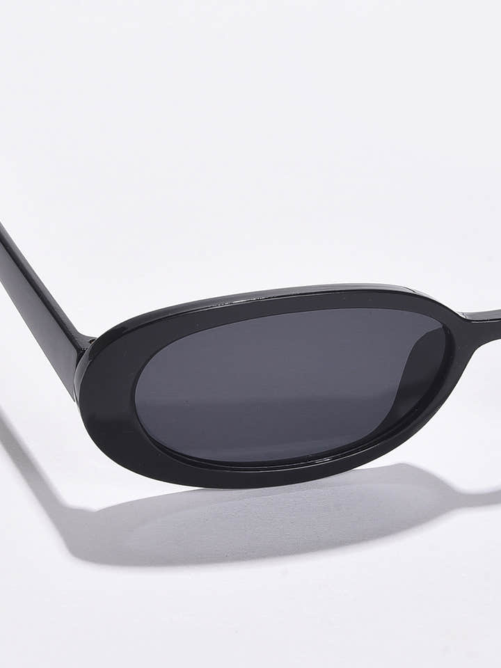 Black Lens Black Oval Sunglasses