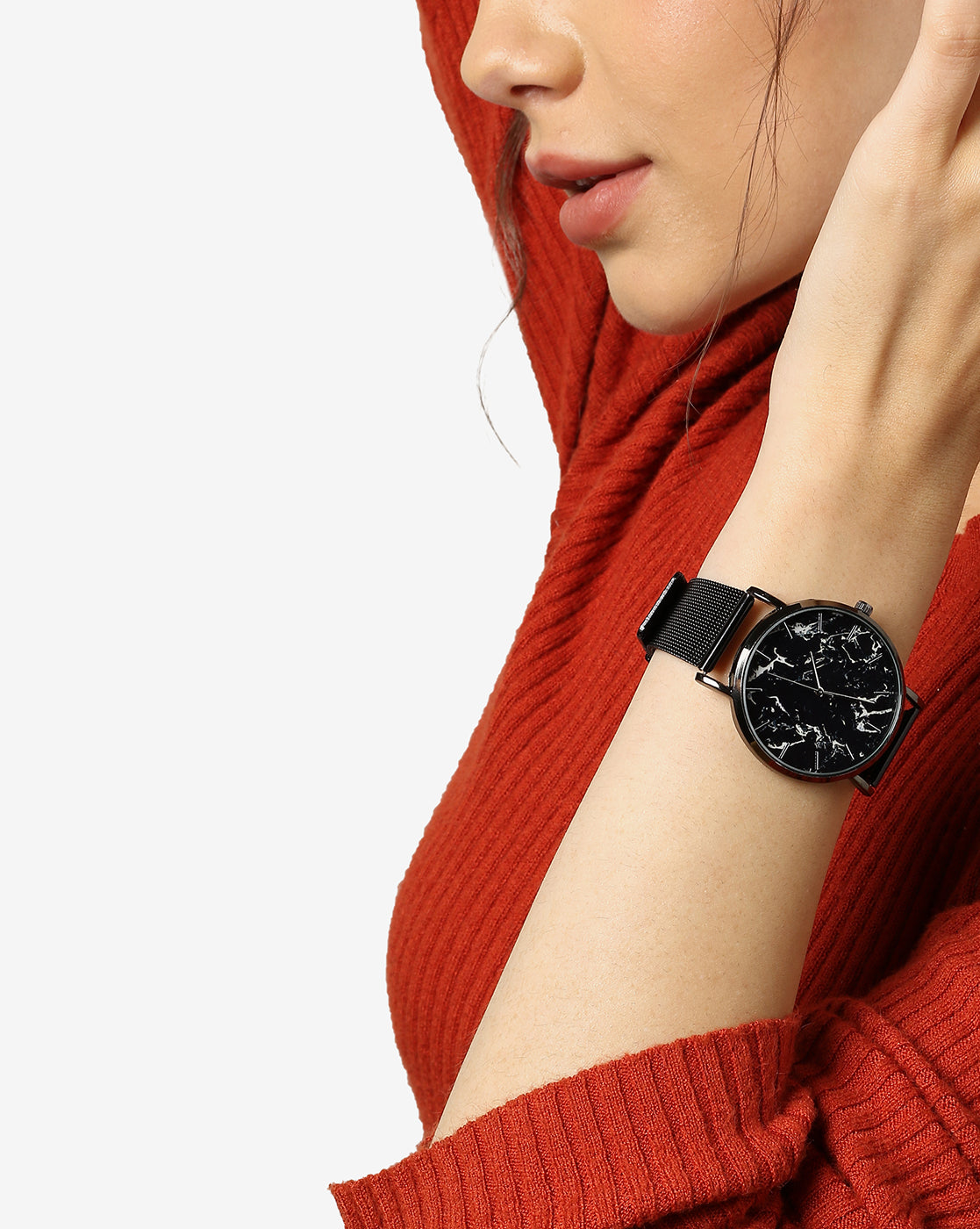 Marble Analog Round Dial With Black Leather Strap