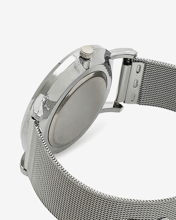 BLACK ANALOG ROUND DIAL WITH METAL MESH STRAP