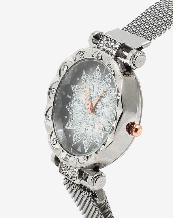 SILVER CRYSTAL STONES ANALOG ROUND DIAL WITH SILVER METAL MESH STRAP