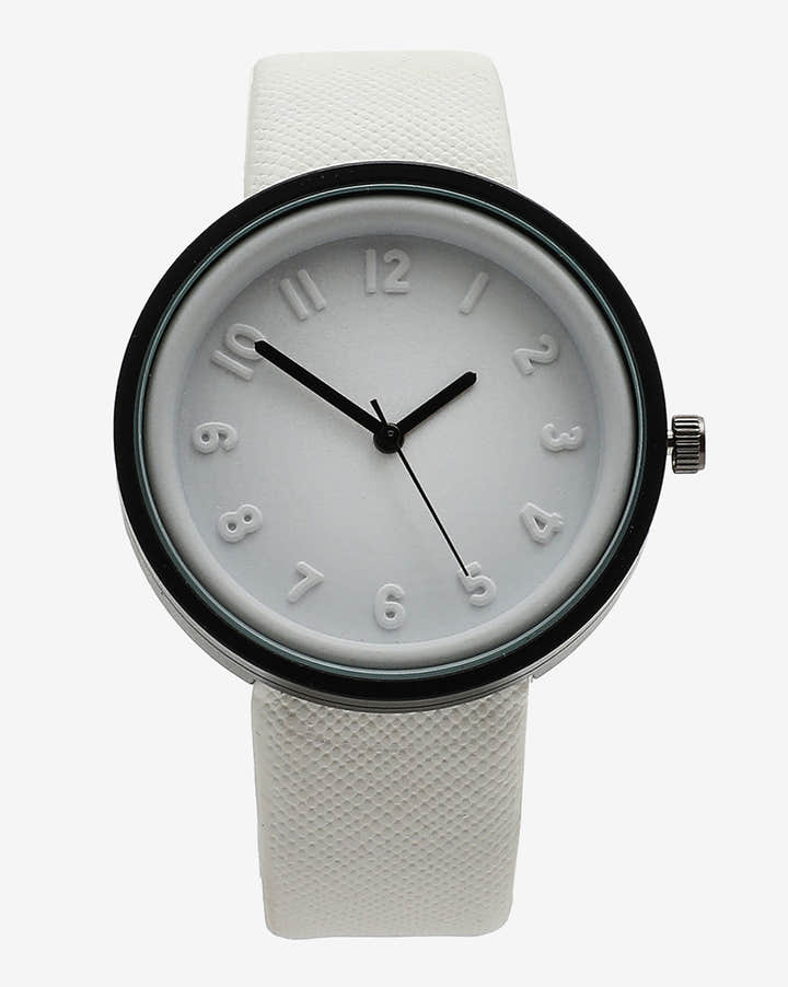 White & Black Analog Round Dial With Black Hour Marker & White Leather Strap