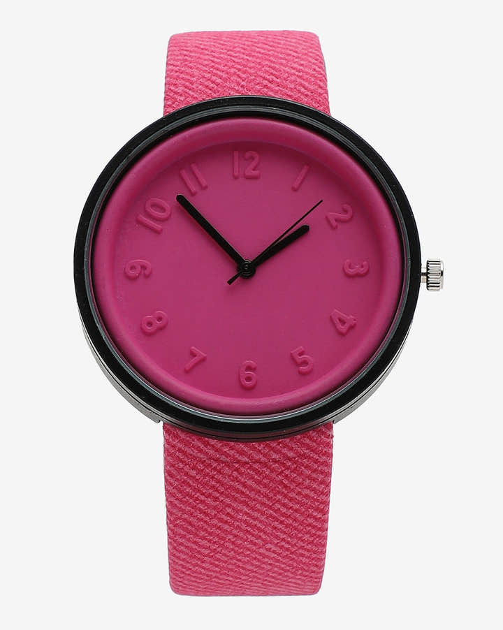 Pink & Black Analog Round Dial With Black Hour Marker & Pink Canvas Strap