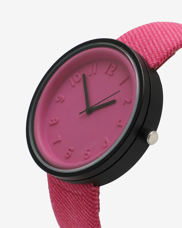 Pink & Black Analog Round Dial With Black Hour Marker & Pink Canvas Strap