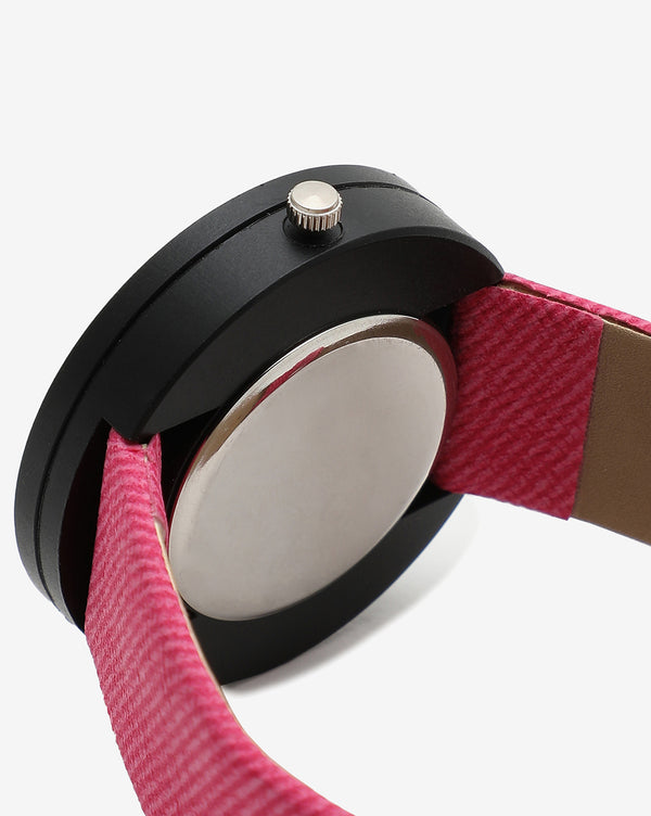 PINK AND BLACK ANALOG ROUND DIAL WITH BLACK HOUR MARKER AND PINK CANVAS STRAP