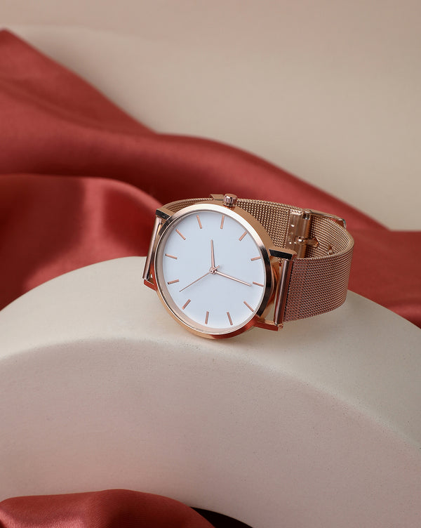 White Analog Round Dial With Gold Hour Marker & Gold Metal Mesh Strap