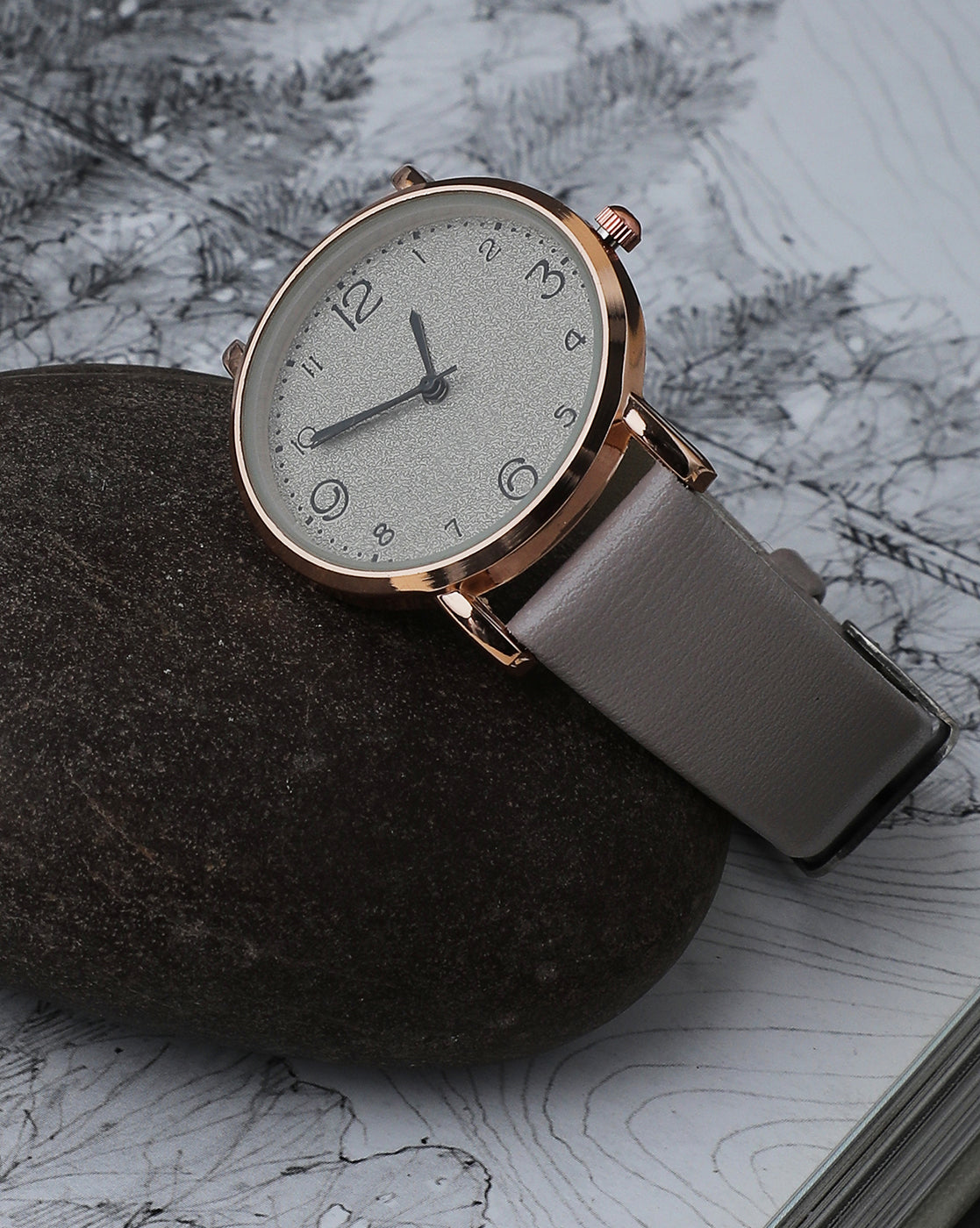 Grey & Gold Analog Round Dial With Black Hour Marker & Grey Leather Strap