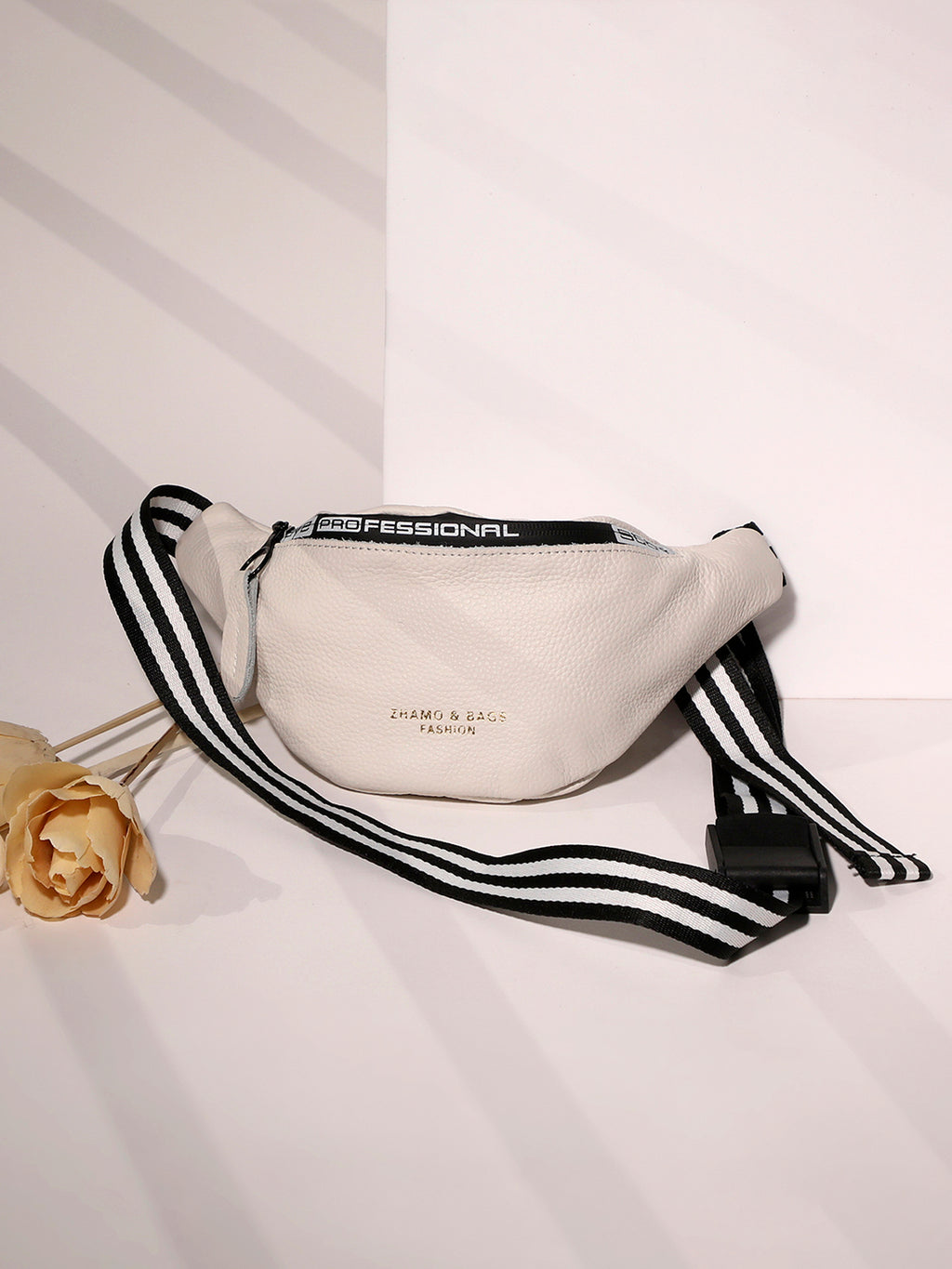 Trailblazer'S Treasure White Waist Pouch